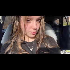 Meet your Posher, Siara